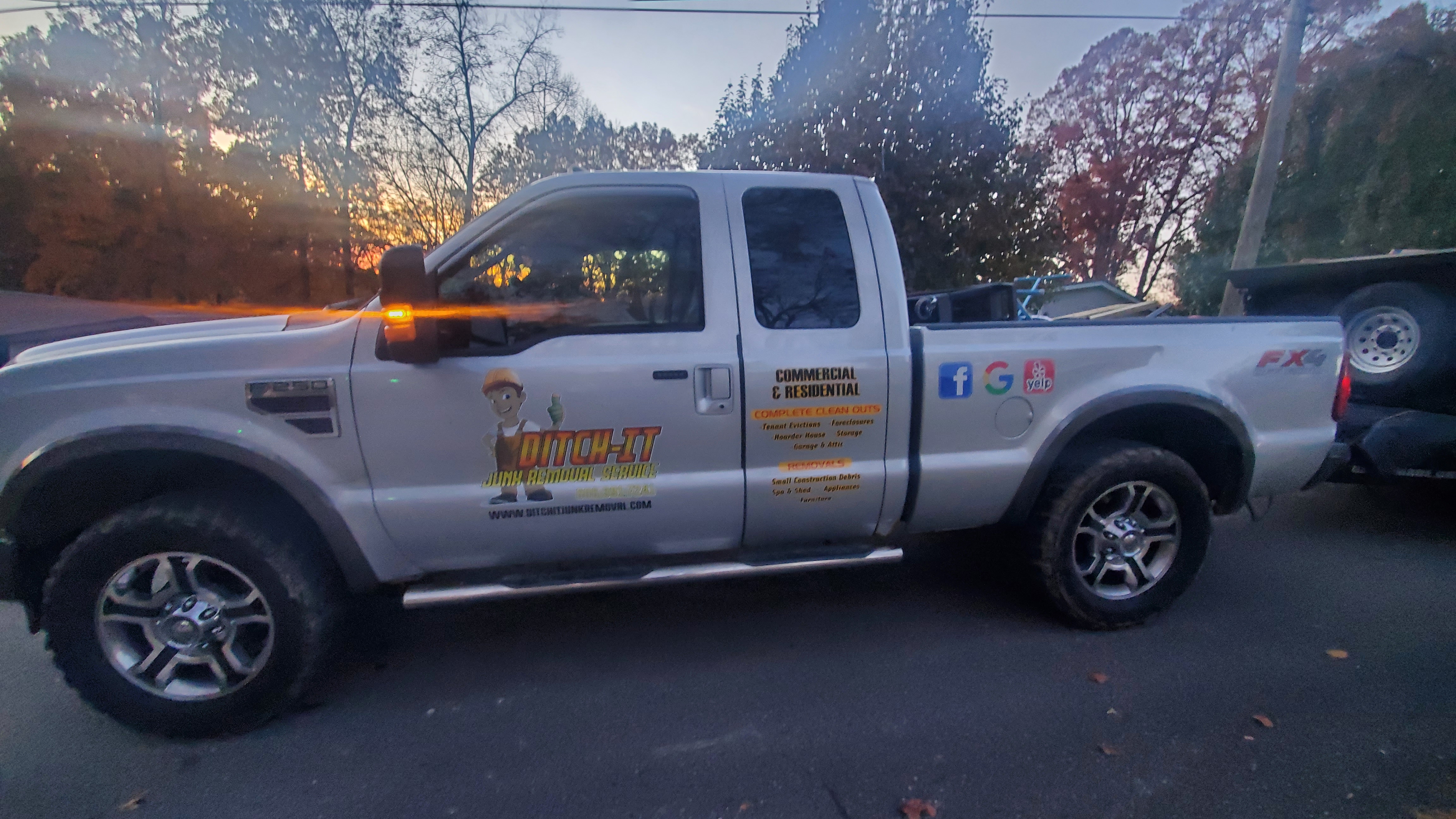 Ditch-It Junk Removal: Service Image-13 Ditch-It Junk Removal: Service Image-13